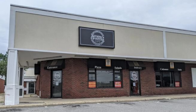 Anthony's Pizzeria storefront on Plain Street, Marshfield